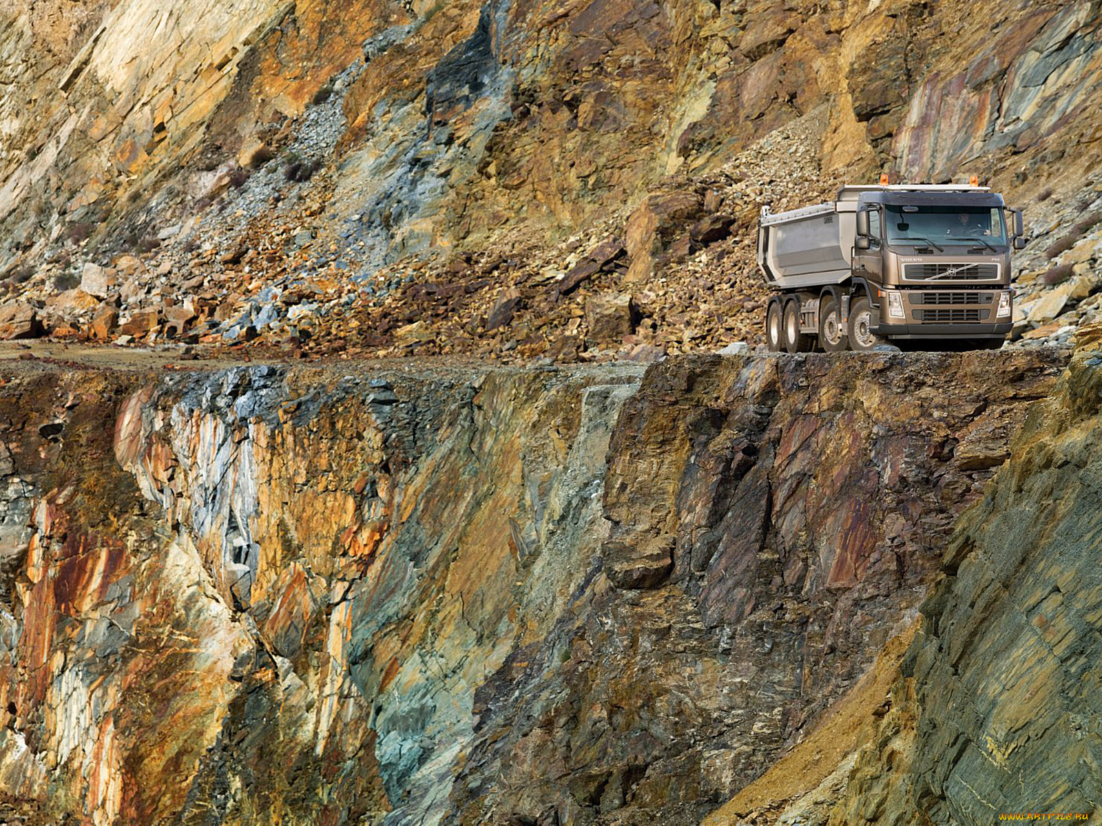 , volvo, trucks